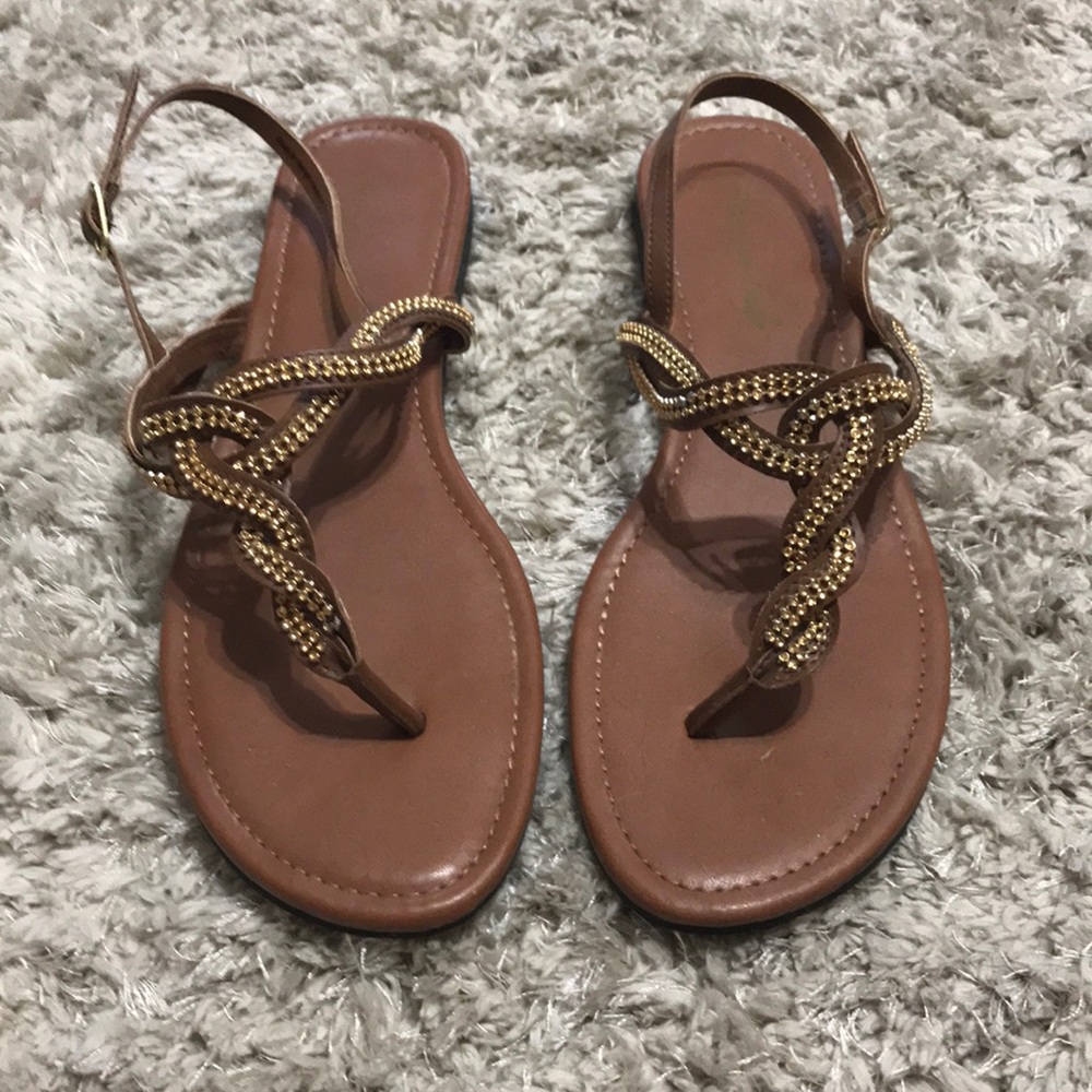 Women’s brown sandals